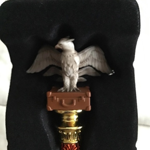 Fantastic Beasts and Where To Find Them Pen - Picture 7 of 9